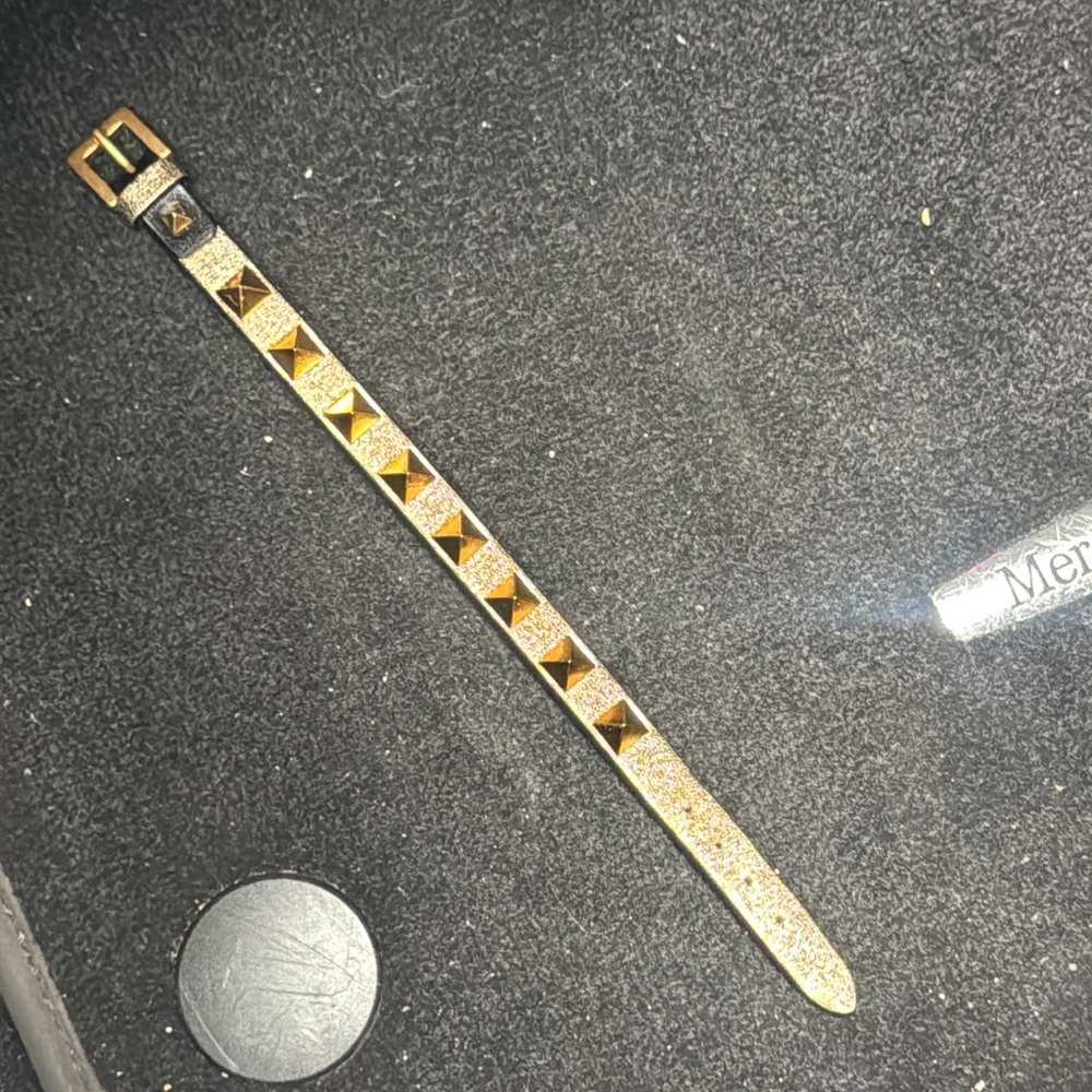 NWOT - Valentino - Leather Rockstud Bracelet - Gold - Never Worn - Picture 3 of 4
